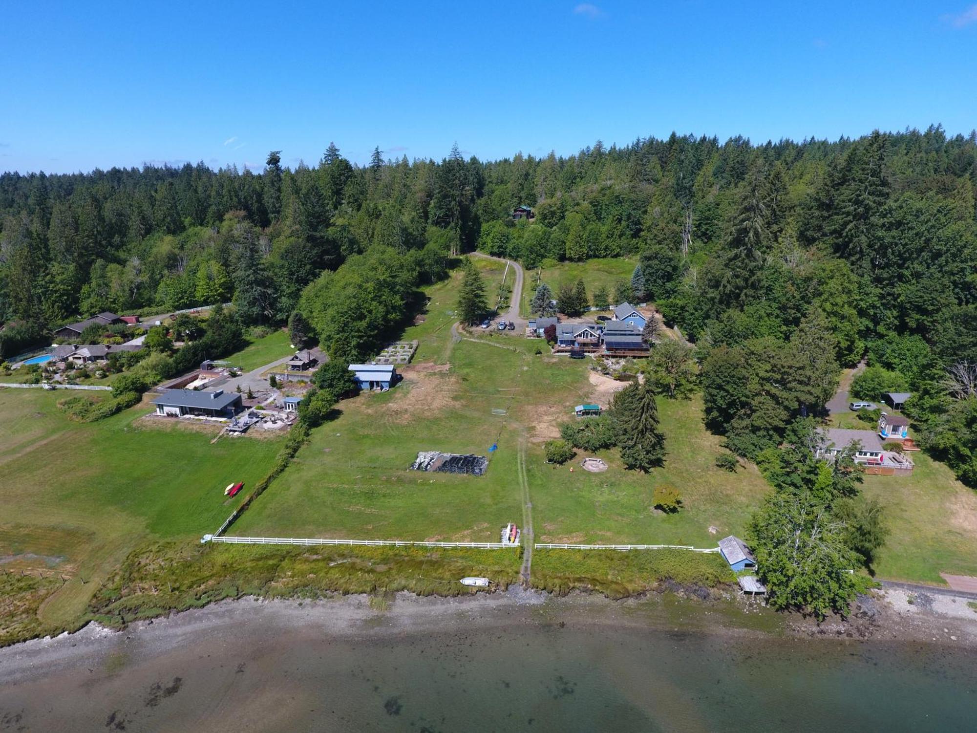 Oceanfront Studio/Loft: Alpacas, Oysters & Kayaks Shelton Εξωτερικό φωτογραφία